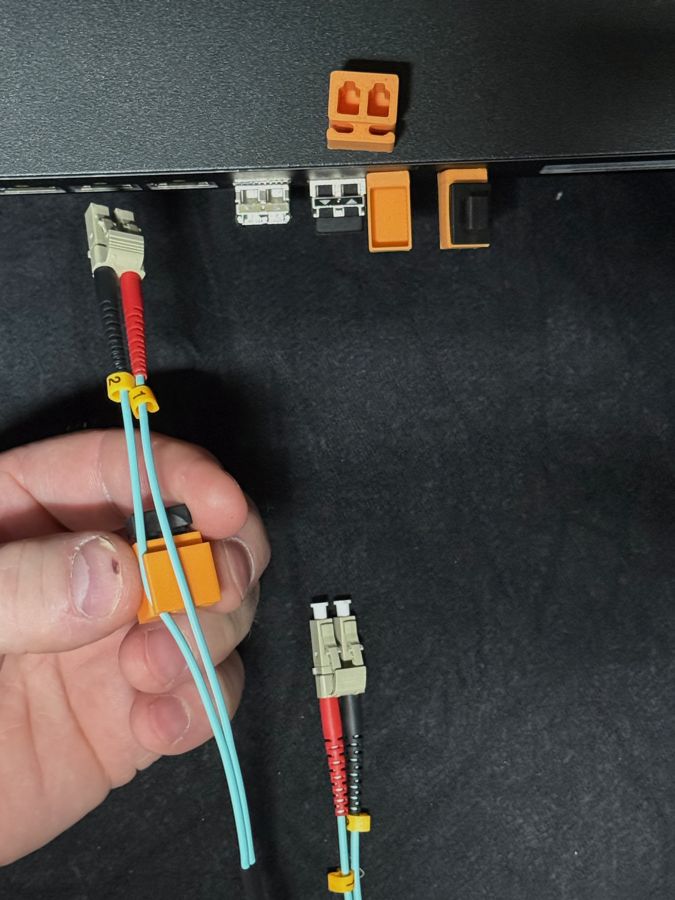 Clipping the DuCSec onto the fibre-optic cable